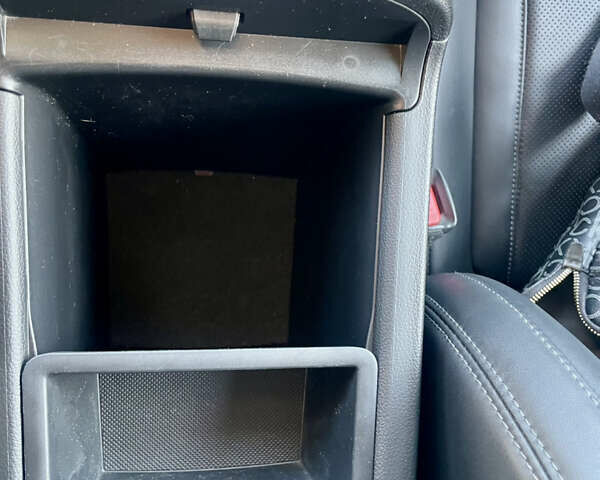 Серый Хендай Санта Фе, объемом двигателя 2.15 л и пробегом 169 тыс. км за 33950 $, фото 40 на Automoto.ua