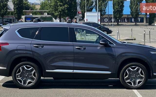 Серый Хендай Санта Фе, объемом двигателя 1.6 л и пробегом 29 тыс. км за 37999 $, фото 3 на Automoto.ua