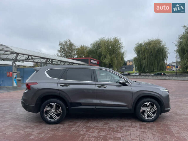 Серый Хендай Санта Фе, объемом двигателя 2.15 л и пробегом 169 тыс. км за 32550 $, фото 4 на Automoto.ua