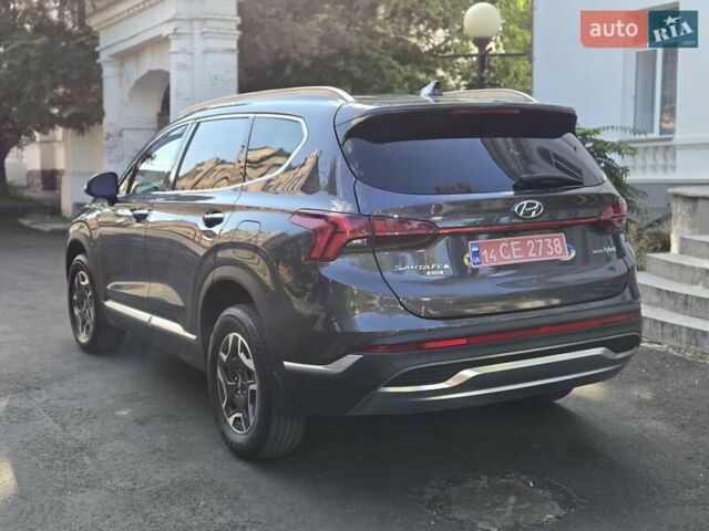 Серый Хендай Санта Фе, объемом двигателя 1.6 л и пробегом 45 тыс. км за 32900 $, фото 6 на Automoto.ua