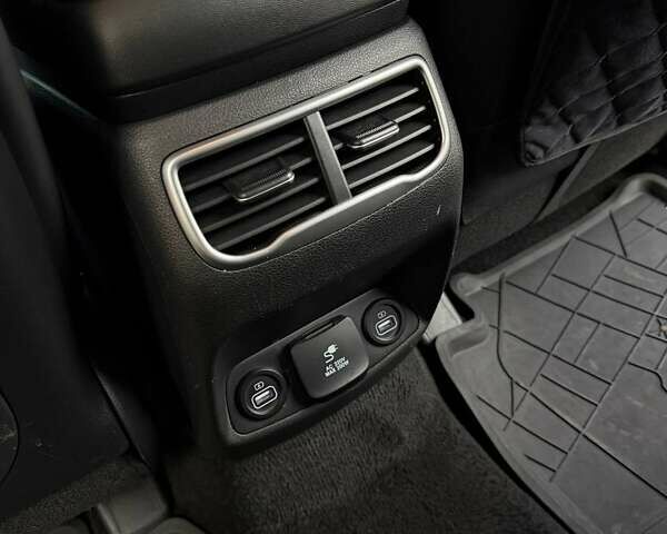 Сірий Хендай Санта Фе, об'ємом двигуна 2.15 л та пробігом 44 тис. км за 41800 $, фото 29 на Automoto.ua