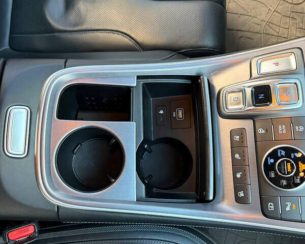 Серый Хендай Санта Фе, объемом двигателя 2.15 л и пробегом 44 тыс. км за 40500 $, фото 27 на Automoto.ua