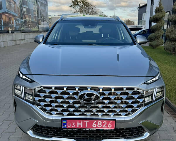 Серый Хендай Санта Фе, объемом двигателя 1.6 л и пробегом 51 тыс. км за 37900 $, фото 2 на Automoto.ua