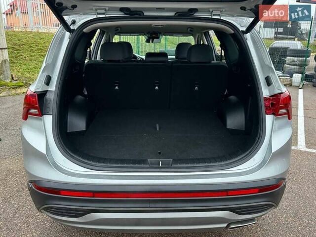 Серый Хендай Санта Фе, объемом двигателя 2.5 л и пробегом 68 тыс. км за 27800 $, фото 40 на Automoto.ua