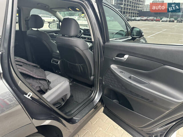 Серый Хендай Санта Фе, объемом двигателя 2.5 л и пробегом 17 тыс. км за 31500 $, фото 19 на Automoto.ua