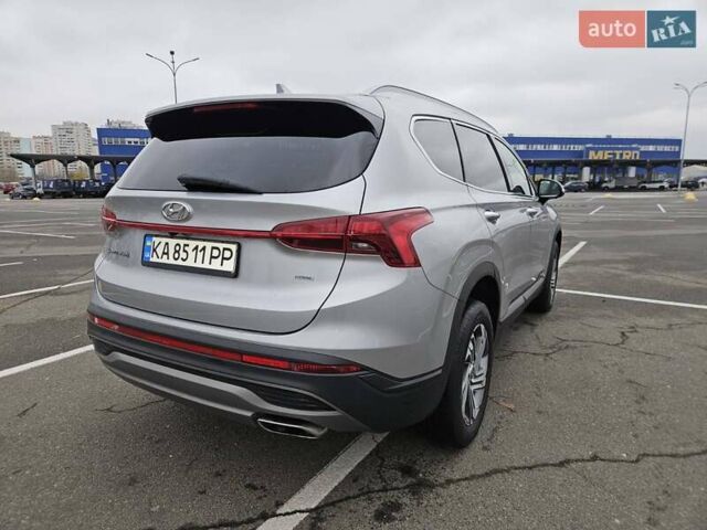 Серый Хендай Санта Фе, объемом двигателя 2.5 л и пробегом 68 тыс. км за 27800 $, фото 2 на Automoto.ua