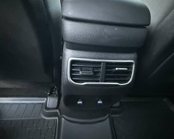 Серый Хендай Санта Фе, объемом двигателя 2.5 л и пробегом 17 тыс. км за 31500 $, фото 32 на Automoto.ua