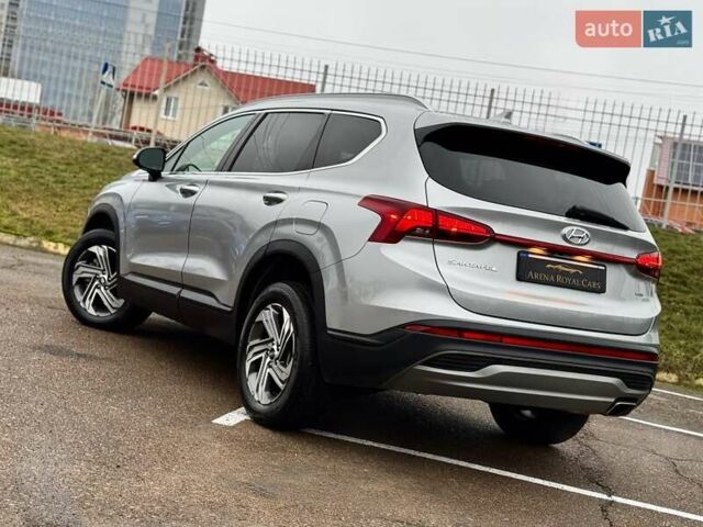 Серый Хендай Санта Фе, объемом двигателя 2.5 л и пробегом 68 тыс. км за 27800 $, фото 8 на Automoto.ua