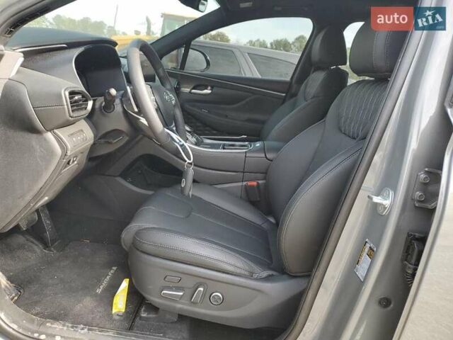 Сірий Хендай Санта Фе, об'ємом двигуна 2.5 л та пробігом 2 тис. км за 15248 $, фото 6 на Automoto.ua