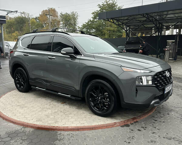 Серый Хендай Санта Фе, объемом двигателя 2.5 л и пробегом 15 тыс. км за 33999 $, фото 10 на Automoto.ua