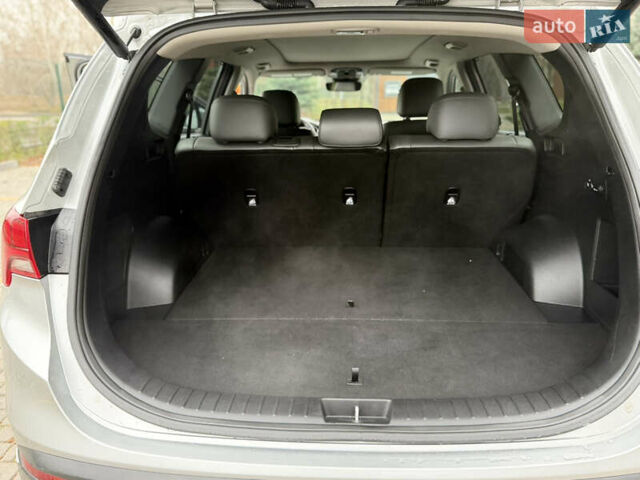 Серый Хендай Санта Фе, объемом двигателя 2.5 л и пробегом 63 тыс. км за 28900 $, фото 20 на Automoto.ua