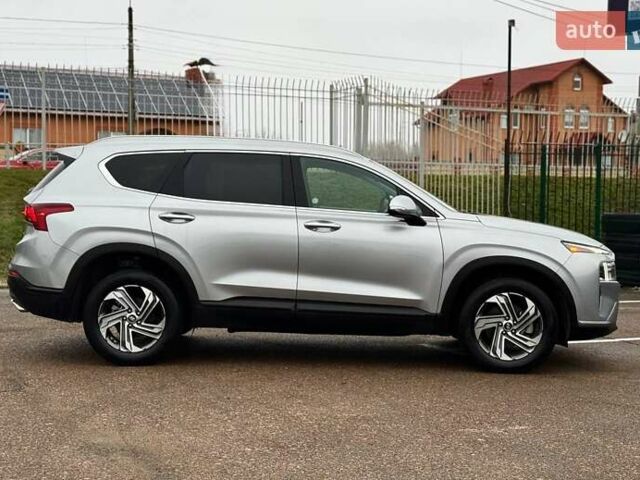 Серый Хендай Санта Фе, объемом двигателя 2.5 л и пробегом 68 тыс. км за 27800 $, фото 6 на Automoto.ua