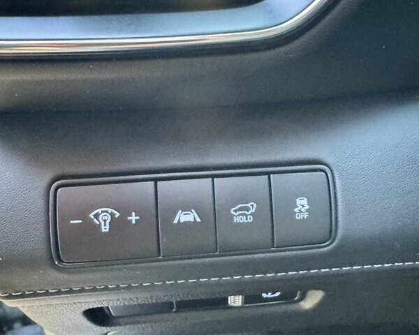 Серый Хендай Санта Фе, объемом двигателя 1.6 л и пробегом 51 тыс. км за 37900 $, фото 37 на Automoto.ua