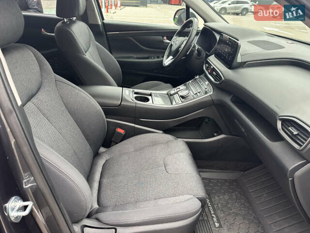 Серый Хендай Санта Фе, объемом двигателя 2.5 л и пробегом 17 тыс. км за 31500 $, фото 16 на Automoto.ua
