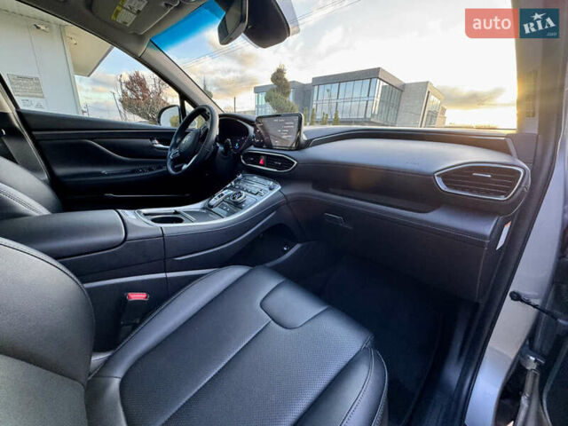 Серый Хендай Санта Фе, объемом двигателя 1.6 л и пробегом 51 тыс. км за 37900 $, фото 17 на Automoto.ua