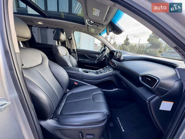 Серый Хендай Санта Фе, объемом двигателя 1.6 л и пробегом 51 тыс. км за 37900 $, фото 15 на Automoto.ua