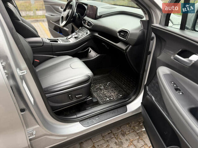 Серый Хендай Санта Фе, объемом двигателя 2.5 л и пробегом 63 тыс. км за 28900 $, фото 13 на Automoto.ua