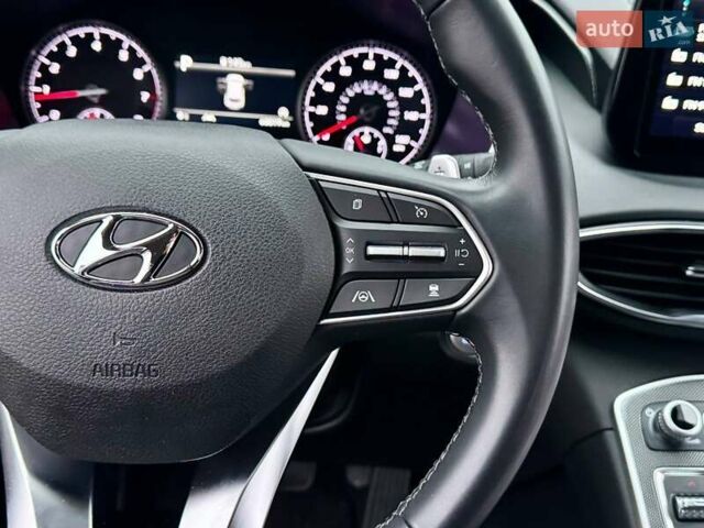 Серый Хендай Санта Фе, объемом двигателя 2.5 л и пробегом 68 тыс. км за 27800 $, фото 35 на Automoto.ua