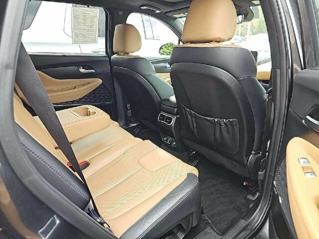 Серый Хендай Санта Фе, объемом двигателя 0 л и пробегом 68 тыс. км за 25300 $, фото 6 на Automoto.ua