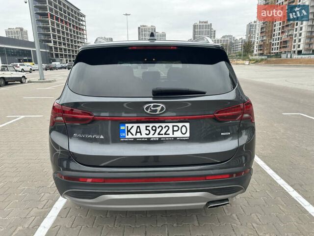 Серый Хендай Санта Фе, объемом двигателя 2.5 л и пробегом 17 тыс. км за 31500 $, фото 8 на Automoto.ua