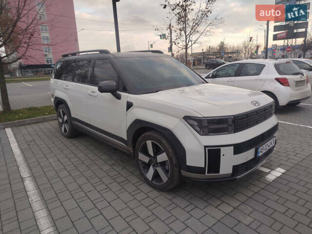 Серый Хендай Санта Фе, объемом двигателя 2.5 л и пробегом 8 тыс. км за 36500 $, фото 4 на Automoto.ua