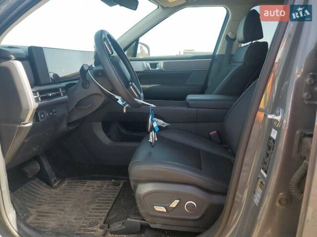 Серый Хендай Санта Фе, объемом двигателя 2.5 л и пробегом 32 тыс. км за 15500 $, фото 6 на Automoto.ua