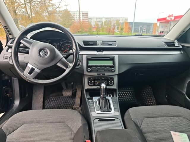 Хендай Санта Фе 2012 в Харькове на Automoto.ua Синий Хендай Санта Фе, объемом двигателя 2 л и пробегом 268 тыс. км за 4850 $, фото 6 на Automoto.ua