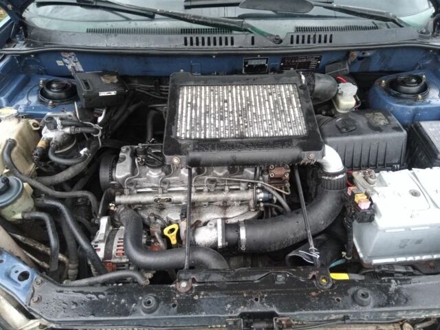 Синий Хендай Санта Фе, объемом двигателя 2 л и пробегом 351 тыс. км за 2700 $, фото 5 на Automoto.ua