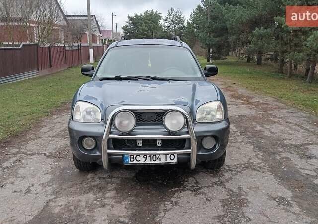 Синий Хендай Санта Фе, объемом двигателя 2.66 л и пробегом 300 тыс. км за 2350 $, фото 5 на Automoto.ua