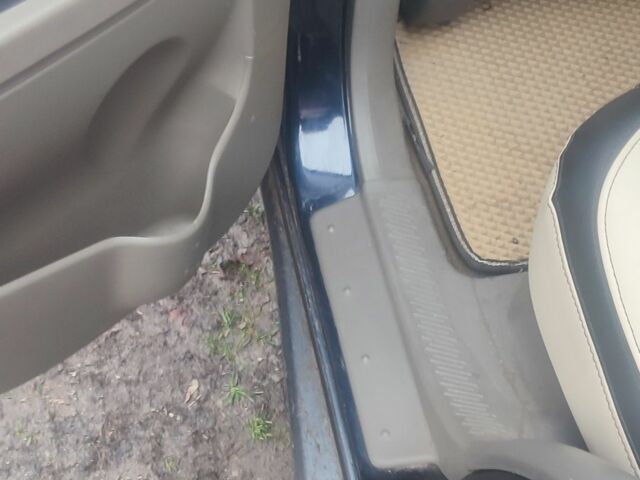 Синий Хендай Санта Фе, объемом двигателя 2 л и пробегом 253 тыс. км за 2952 $, фото 10 на Automoto.ua