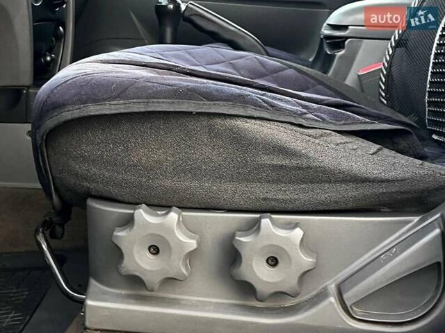 Синий Хендай Санта Фе, объемом двигателя 2 л и пробегом 232 тыс. км за 6890 $, фото 33 на Automoto.ua