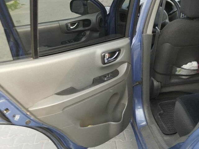 Синій Хендай Санта Фе, об'ємом двигуна 2 л та пробігом 232 тис. км за 6700 $, фото 4 на Automoto.ua