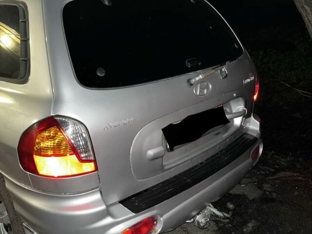 Синий Хендай Санта Фе, объемом двигателя 0 л и пробегом 2 тыс. км за 2700 $, фото 1 на Automoto.ua