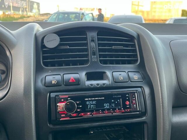 Синий Хендай Санта Фе, объемом двигателя 1.6 л и пробегом 232 тыс. км за 6890 $, фото 30 на Automoto.ua