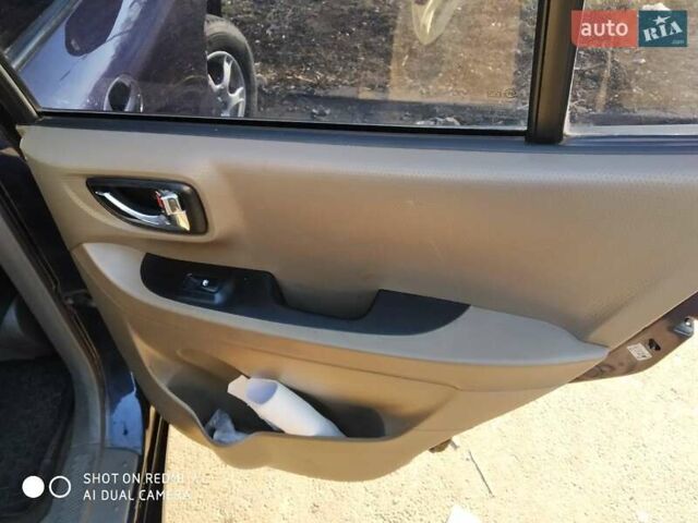 Синий Хендай Санта Фе, объемом двигателя 2.02 л и пробегом 330 тыс. км за 5000 $, фото 15 на Automoto.ua