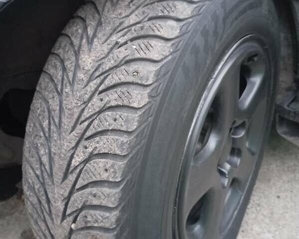 Хендай Санта Фе 2004 в Черкассах на Automoto.ua Синий Хендай Санта Фе, объемом двигателя 1.99 л и пробегом 355 тыс. км за 4900 $, фото 10 на Automoto.ua