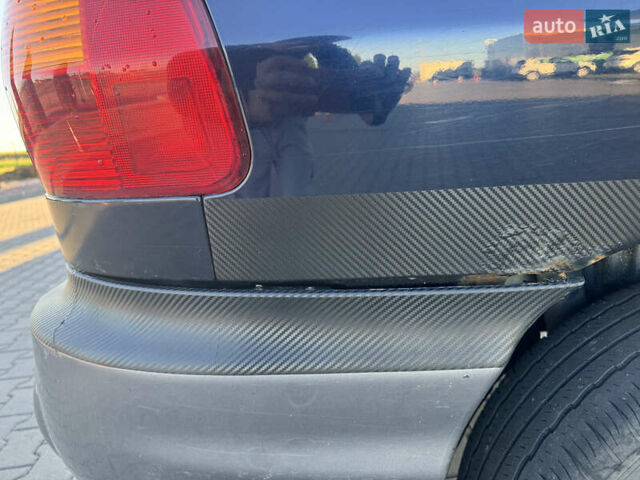 Синий Хендай Санта Фе, объемом двигателя 2.35 л и пробегом 240 тыс. км за 5300 $, фото 7 на Automoto.ua