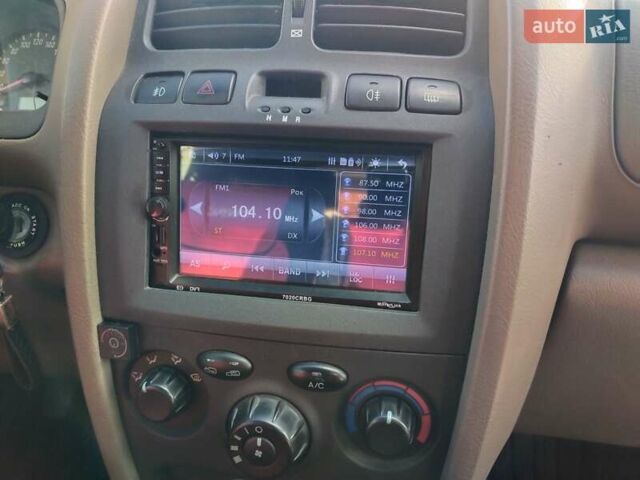 Синий Хендай Санта Фе, объемом двигателя 2.4 л и пробегом 293 тыс. км за 3500 $, фото 13 на Automoto.ua