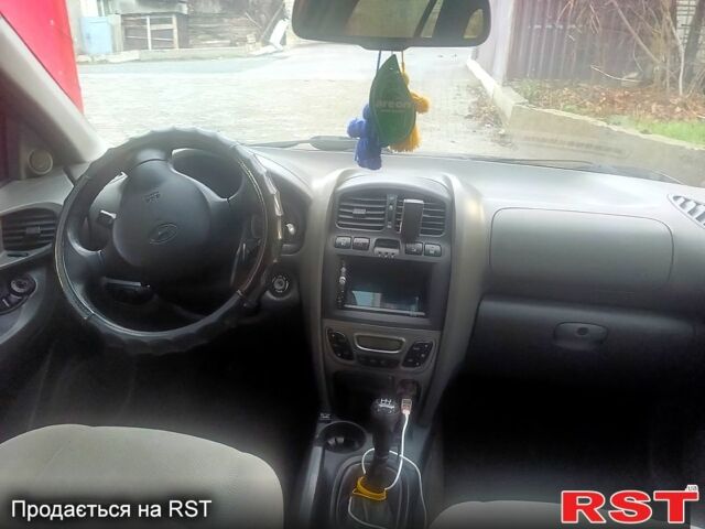 Синій Хендай Санта Фе, об'ємом двигуна 2 л та пробігом 280 тис. км за 6300 $, фото 5 на Automoto.ua