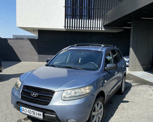 Синий Хендай Санта Фе, объемом двигателя 2.19 л и пробегом 245 тыс. км за 8500 $, фото 2 на Automoto.ua