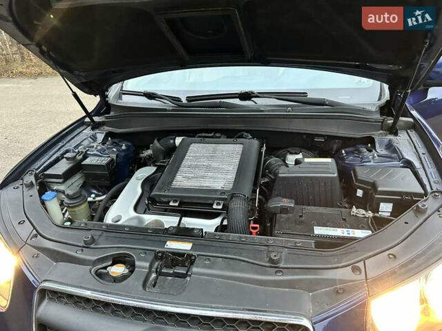 Синий Хендай Санта Фе, объемом двигателя 2.2 л и пробегом 260 тыс. км за 9700 $, фото 20 на Automoto.ua