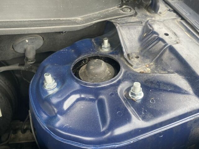 Синий Хендай Санта Фе, объемом двигателя 2.2 л и пробегом 298 тыс. км за 5300 $, фото 13 на Automoto.ua