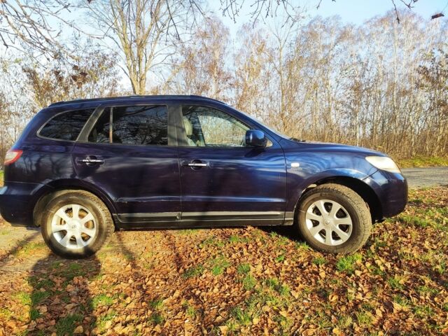 Синий Хендай Санта Фе, объемом двигателя 0 л и пробегом 340 тыс. км за 4800 $, фото 1 на Automoto.ua