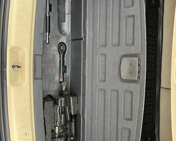 Синий Хендай Санта Фе, объемом двигателя 2.19 л и пробегом 281 тыс. км за 9800 $, фото 14 на Automoto.ua