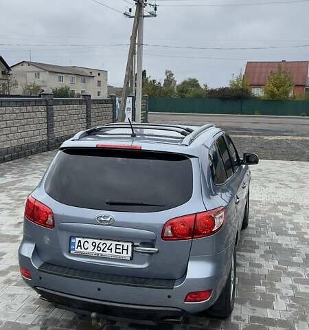 Синий Хендай Санта Фе, объемом двигателя 2.2 л и пробегом 252 тыс. км за 9000 $, фото 1 на Automoto.ua