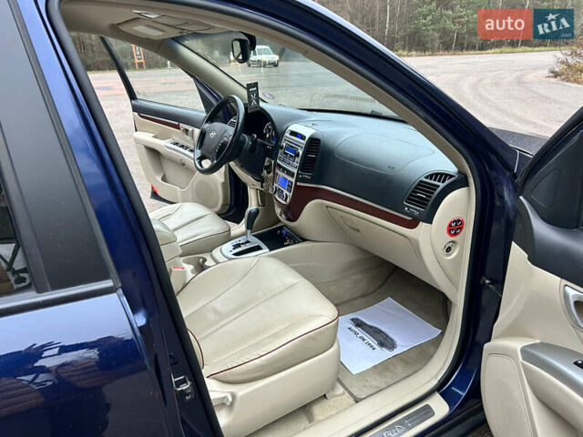 Синий Хендай Санта Фе, объемом двигателя 2.2 л и пробегом 260 тыс. км за 9700 $, фото 30 на Automoto.ua