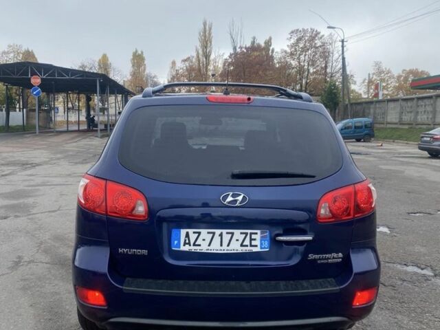 Синий Хендай Санта Фе, объемом двигателя 2.2 л и пробегом 300 тыс. км за 5700 $, фото 3 на Automoto.ua