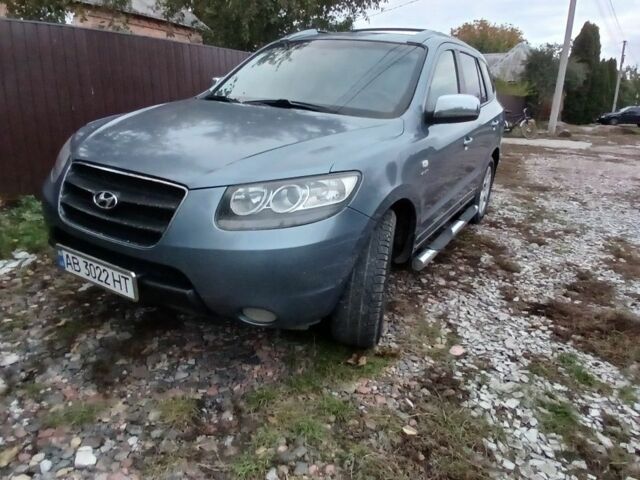Синий Хендай Санта Фе, объемом двигателя 2.2 л и пробегом 260 тыс. км за 8200 $, фото 13 на Automoto.ua