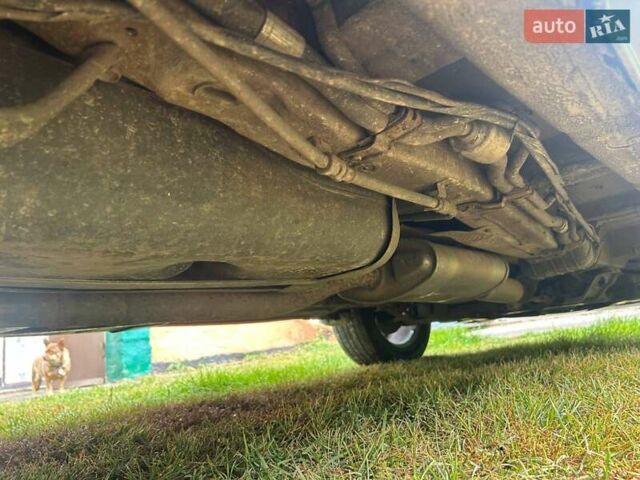 Синий Хендай Санта Фе, объемом двигателя 2.66 л и пробегом 261 тыс. км за 9000 $, фото 8 на Automoto.ua