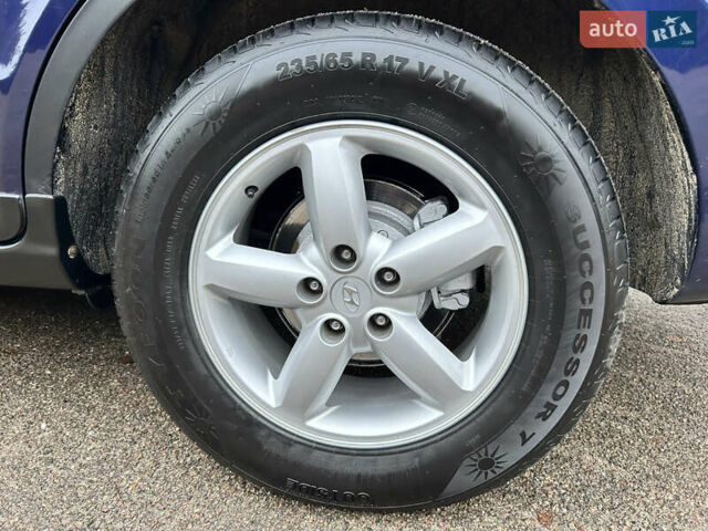 Синий Хендай Санта Фе, объемом двигателя 2.2 л и пробегом 260 тыс. км за 9700 $, фото 45 на Automoto.ua